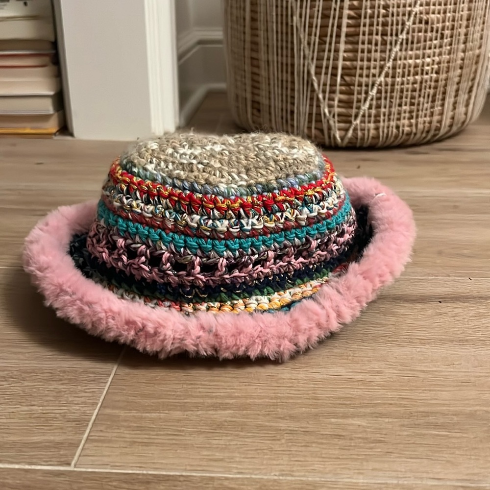 Ultraviolet Hat - Picture 4 of 6